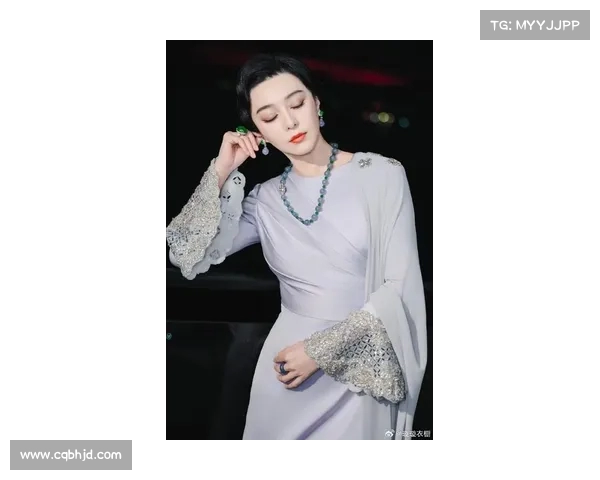 范冰冰又为中国增光!中式刺绣裙展示东方优雅风采(范冰冰中国风造型) 范冰冰又为中国增光!中式刺绣裙展示东方优雅风采(范冰冰中国风造型)